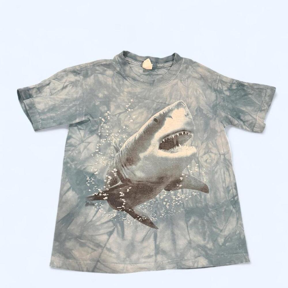 Y2K Vintage Shark Reef Aquarium Graphic Tee – Kids Medium